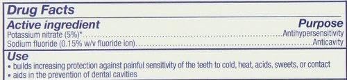 Aquafresh Maximum Strength Sensitive + Gentle Whitening Toothpaste, Smooth Mint 5.6 oz (Pack of 8)