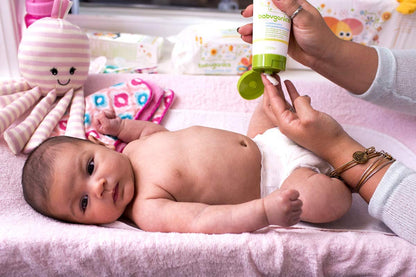 Babyganics Baby Diapers, Size 3 (16-28 lbs) 184 Count- Ultra Absorbent, Unscented, Made without Chlorine, Latex