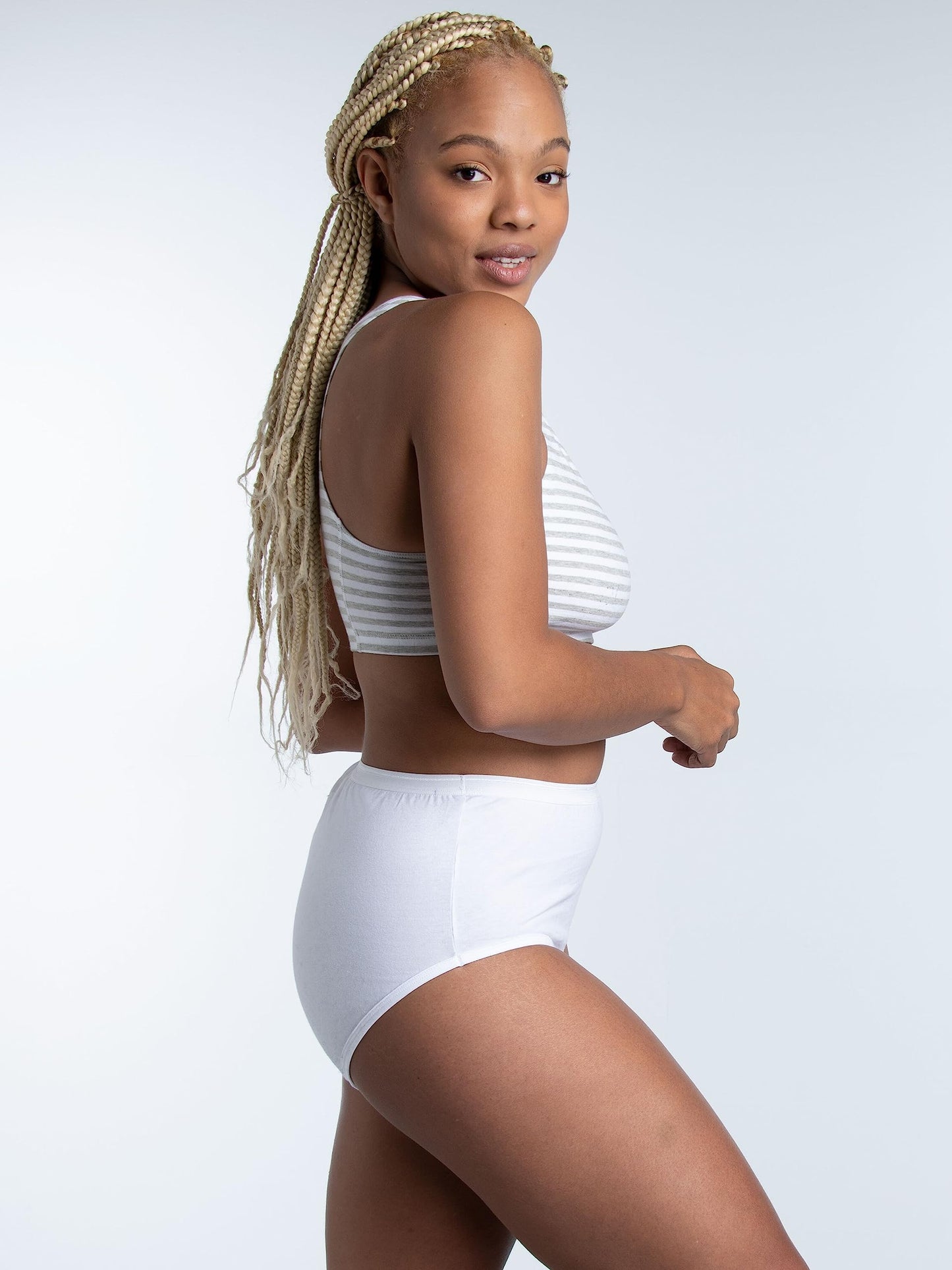 Fruit of the Loom Women's Eversoft Underwear, Tag Free & Breathable, Available in Plus Size, Brief-Cotton-6 Pack-White, 9